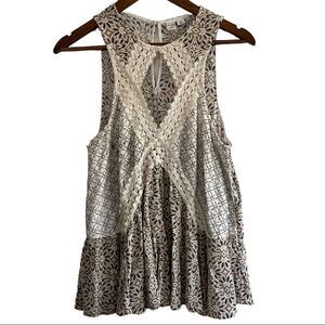 Melrose and Market Green Pink Flowy Tank Top with Crochet Lace Cut Out Design